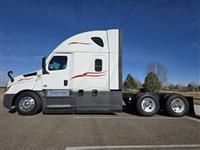 2021 Freightliner CASCADIA 126