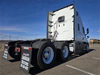 2021 Freightliner CASCADIA 126