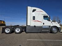 2021 Freightliner CASCADIA 126