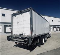  Freightliner M2 106