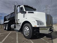 2023 Kenworth T880