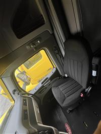 2023 Peterbilt 579