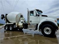 2023 Kenworth T880
