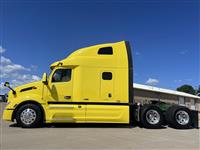 2023 Peterbilt 579