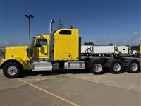 2020 Kenworth W900