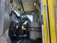 2020 Kenworth W900