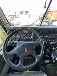 2020 Kenworth W900L