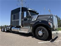 Used 2023 Kenworth W990 for Sale