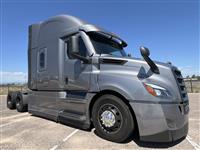 2023 Freightliner CASCADIA 126