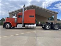 2022 Peterbilt 389