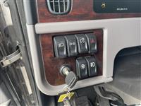 2022 Peterbilt 389