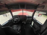 2022 Peterbilt 389