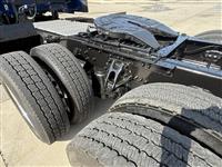 2022 Kenworth W990