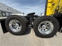 2023 Peterbilt 579