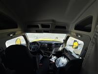 2023 Peterbilt 579