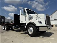 2014 Freightliner Coronado