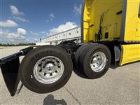 2023 Peterbilt 579