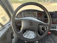 2018 Freightliner M2 106