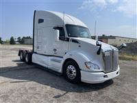 Used 2022 Kenworth T680 for Sale