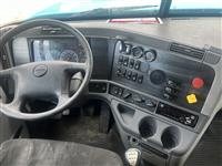 2020 Freightliner Columbia - 120