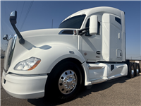 Used 2022 Kenworth T680 for Sale