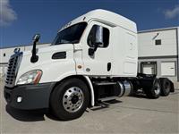 2019 Freightliner CA11364SLP