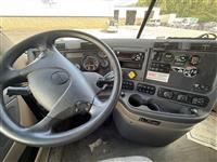 2019 Freightliner CA11364SLP