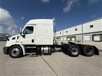 2019 Freightliner CA11364SLP