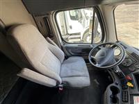 2019 Freightliner CA11364SLP
