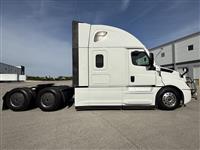 2024 Freightliner CASCADIA 126