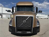 2022 Volvo VNL64T760