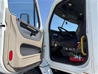 2016 Freightliner Cascadia