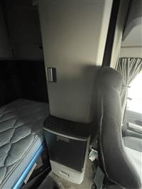2022 Kenworth T680