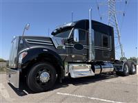2023 Kenworth W990