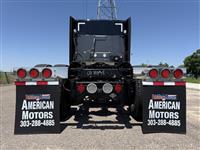2023 Kenworth W990