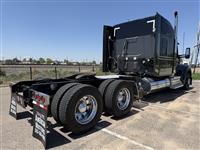 2023 Kenworth W990