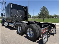 2023 Kenworth W990