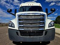 2019 Freightliner CASCADIA 126