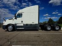 2019 Freightliner CASCADIA 126