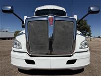 2022 Kenworth T680