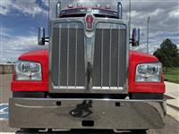 2022 Kenworth W990