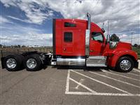 2022 Kenworth W990