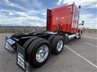2022 Kenworth W990
