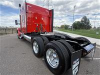 2022 Kenworth W990
