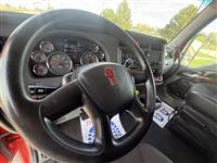 2022 Kenworth W990