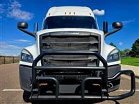 2021 Freightliner CASCADIA 126