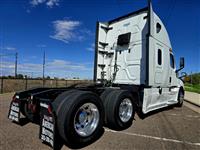 2021 Freightliner CASCADIA 126