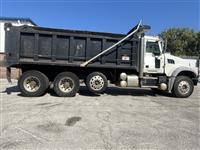 2018 Mack GU713