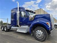 2022 Kenworth W990