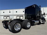 2022 Kenworth T880